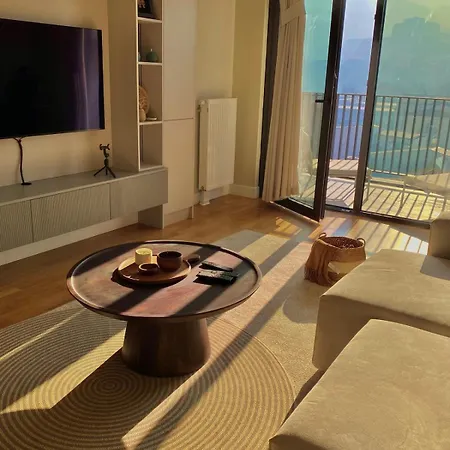 Luxury - The Address, Ps5, Parking, Workstation شقة *